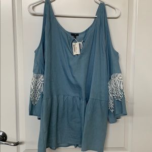 Open shoulder sleeve blouse